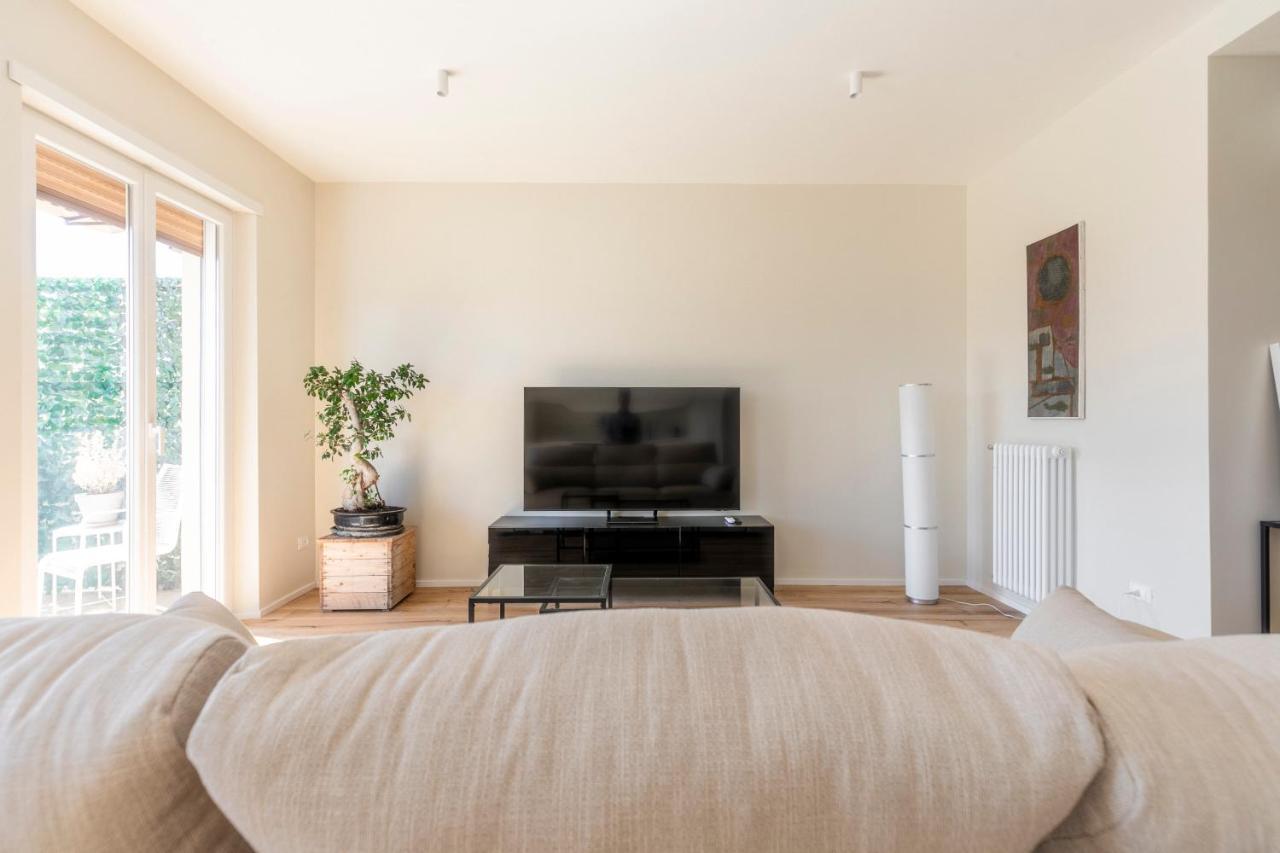La Dolce Vita - Sunny Penthouse Trastevere Station 100Sqm Rome Luaran gambar