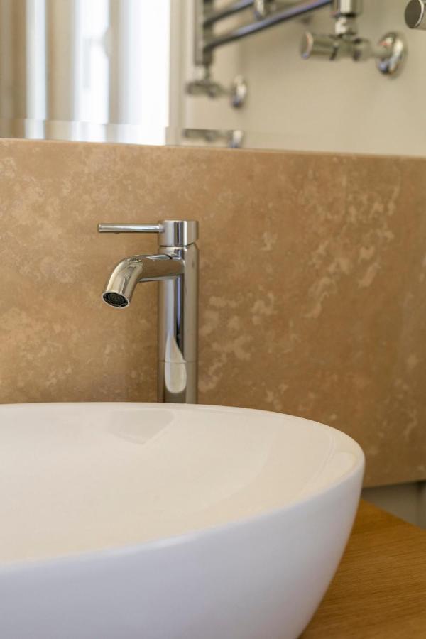 La Dolce Vita - Sunny Penthouse Trastevere Station 100Sqm Rome Luaran gambar